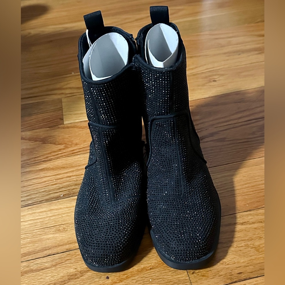 ZARA sparkly boots size 34/2.5 NWT